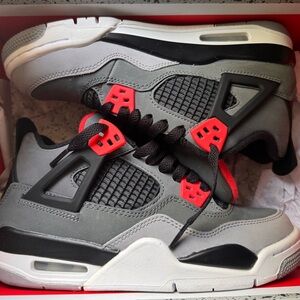 INFRARED JORDANS 4